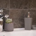 Hidden Gem V Apartment