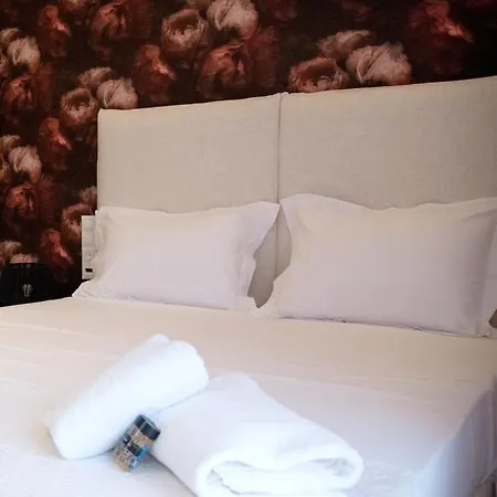 Hidden Gem V * Loutráki