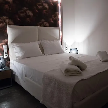 Hidden Gem V * Лоутраки